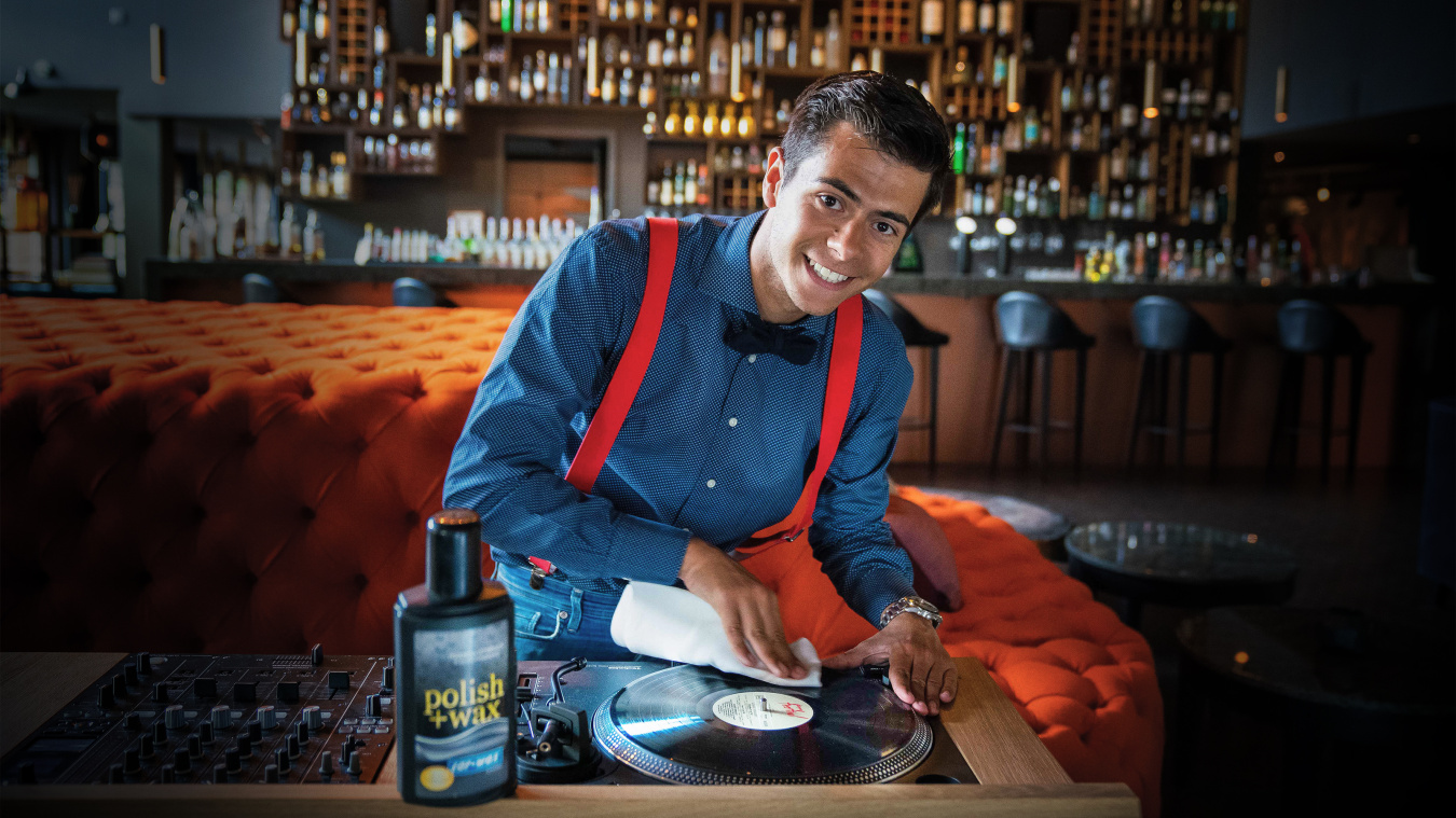 BOLD Case Huus DJ Header 3200x1800px